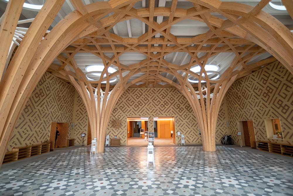 Cambridge nikah photography — mosque architecture and documentary moments (image 4)