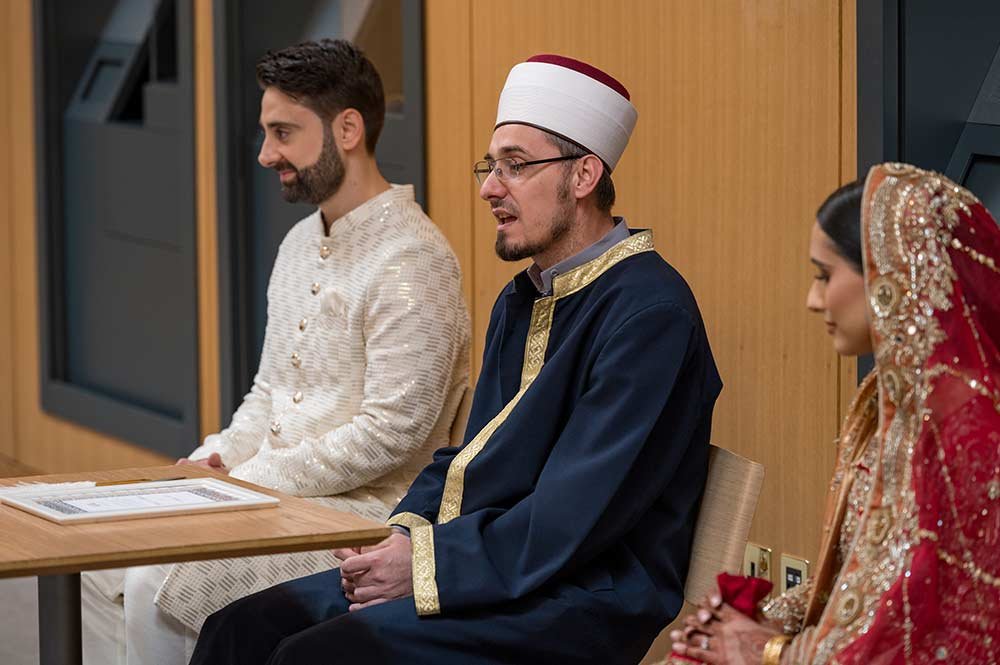 Cambridge nikah photography — mosque architecture and documentary moments (image 10)