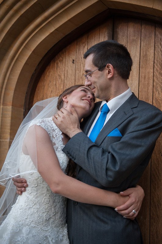 Wedding portrait with a relaxed, documentary style