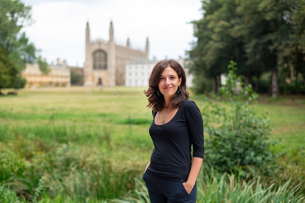 portrait photographer francesca