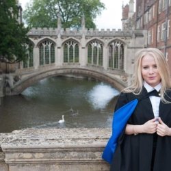 Kseniya Cambridge graduation photography