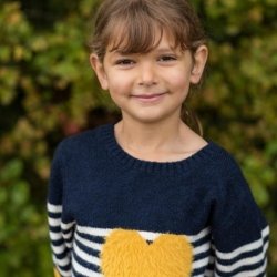 Family portrait photographer wandlebury woods 006