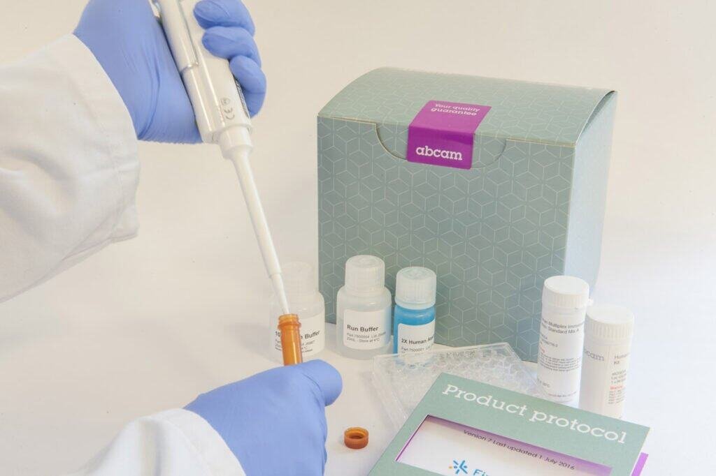 Commercial photography abcam product launch02