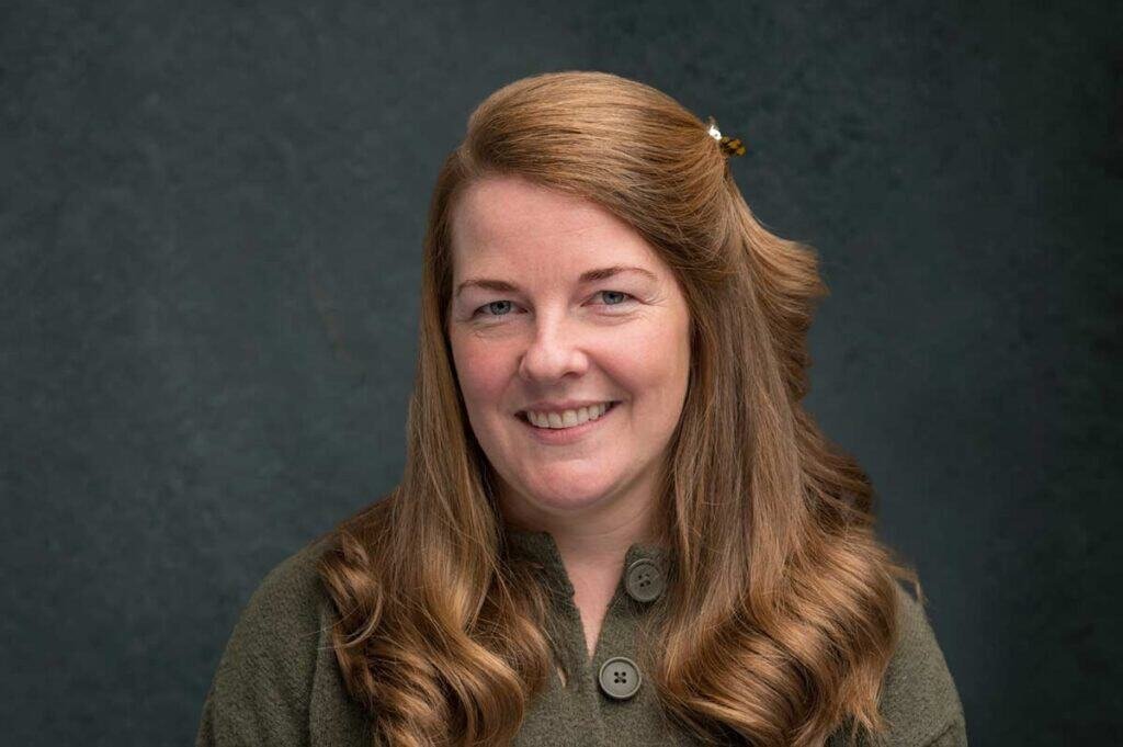 Dark corporate headshots 001