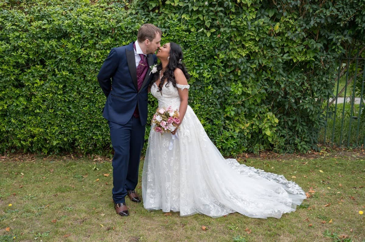 Cambridge register office wedding photography055